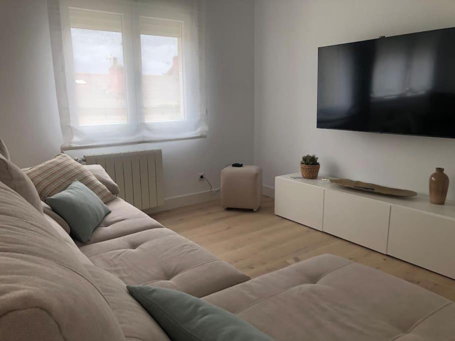 Piso Centrico Con Garaje Privado Gratis Apartamento Santander Exterior foto
