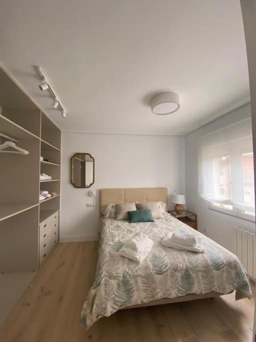 Piso Centrico Con Garaje Privado Gratis Apartamento Santander Exterior foto